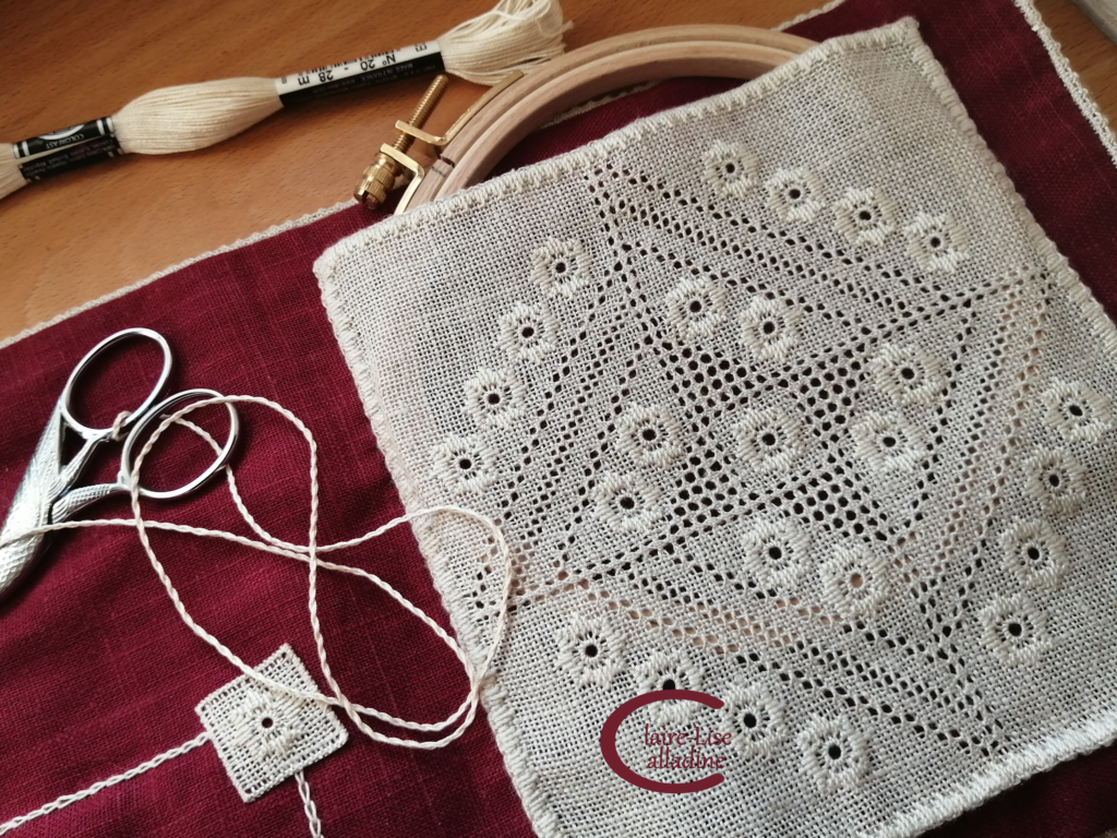 Set de broderie "Fleur de Lin" et son range-aiguilles
